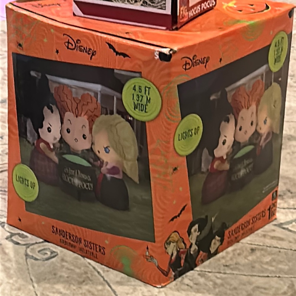 Disneys hocus pocus Sanderson Sisters inflatable
